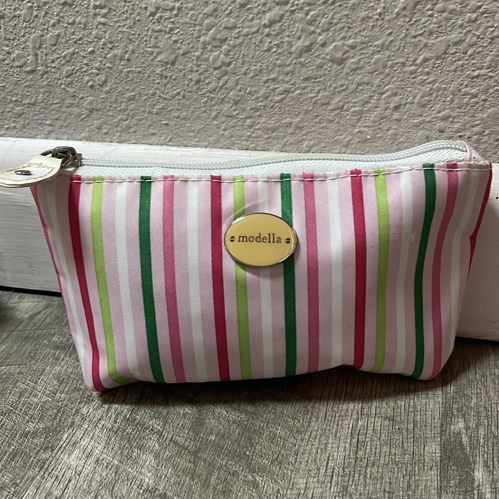 Modella Cosmetic Case Bundle - Picture 8 of 13